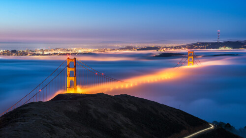 GoldenGateLight